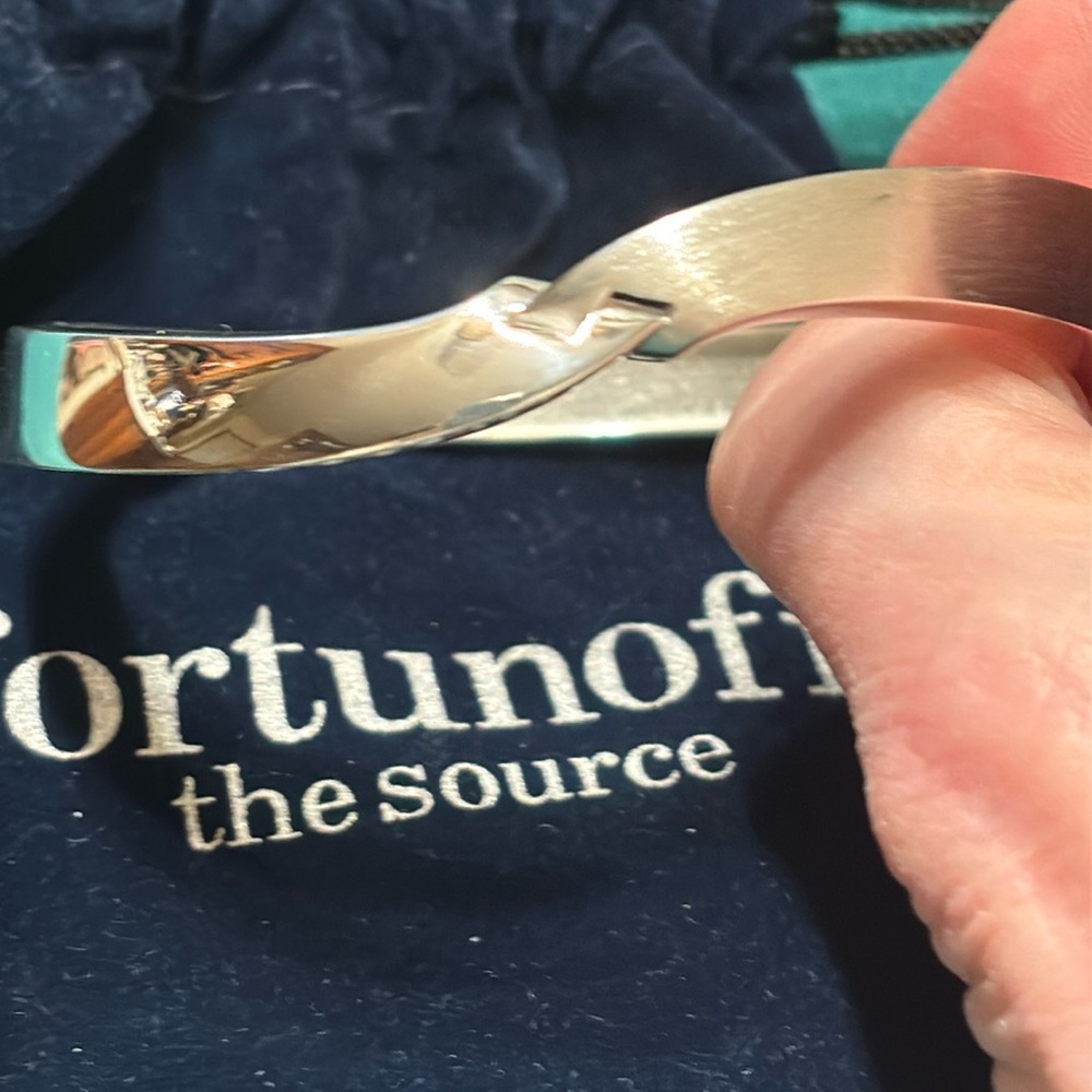 NWT Fortunoff Sterling Silver Bangle Bracelet